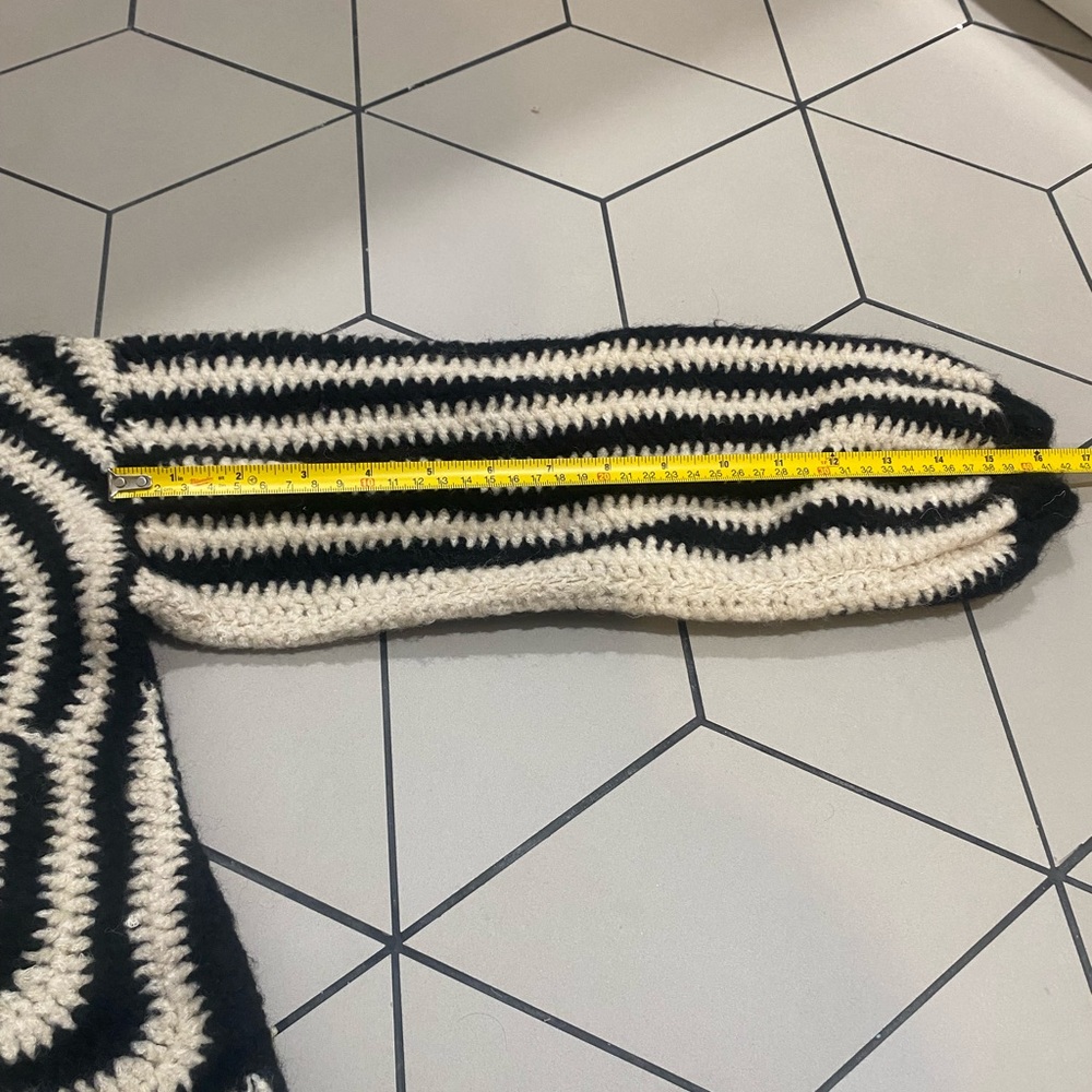 Tach Antarctic Sweater NWT - Picture 9 of 9